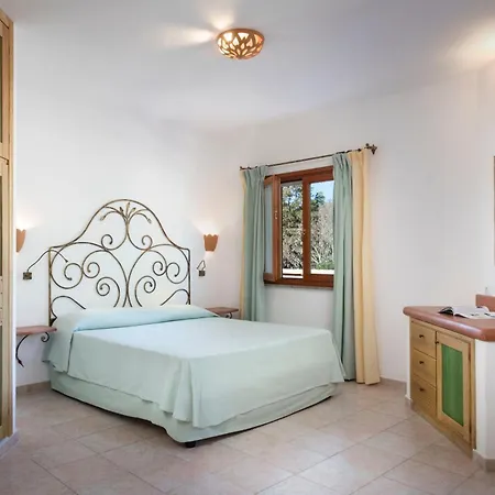 Aparthotel Cala Di Falco Cannigione
